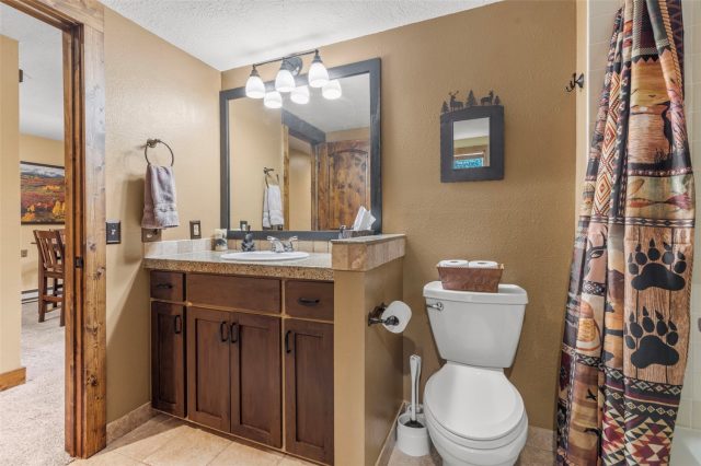 21680 Us Highway 6 2069 photo 28