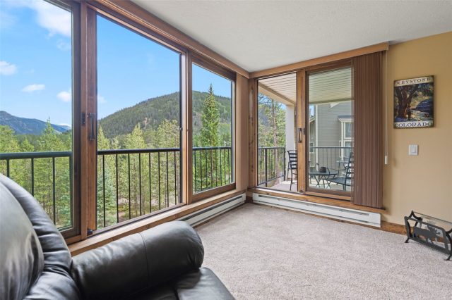 21680 Us Highway 6 2069 photo 2