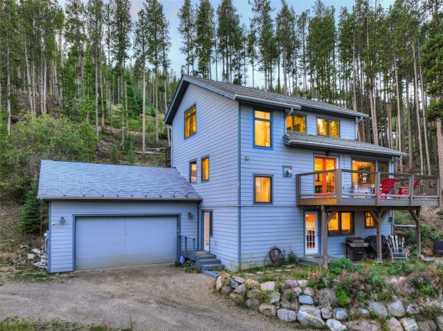 712 High Point Drive photo 40