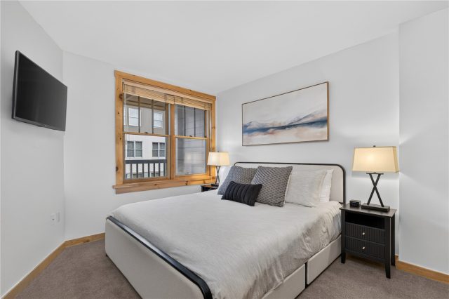 100 Dercum Square 8388 photo 6