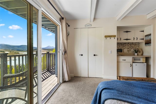 340 E La Bonte Street 33 photo 16