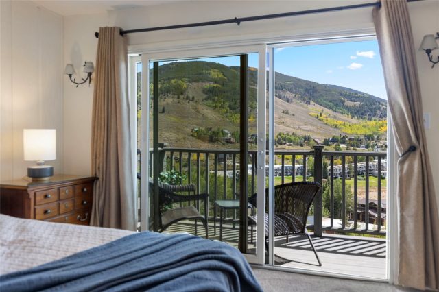 340 E La Bonte Street 33 photo 17