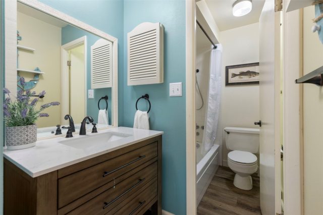 340 E La Bonte Street 33 photo 18