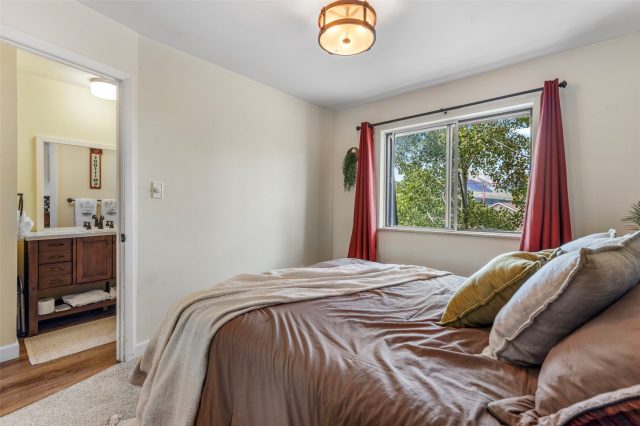 340 E La Bonte Street 33 photo 22
