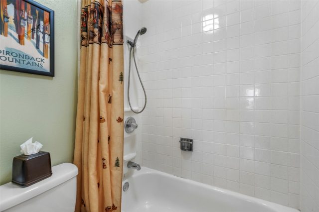 340 E La Bonte Street 33 photo 27