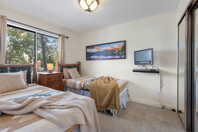 340 E La Bonte Street 33 photo 33
