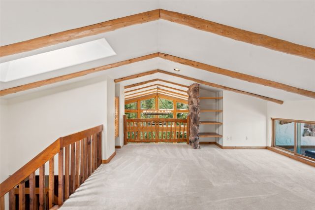 231 Fairview Boulevard photo 14