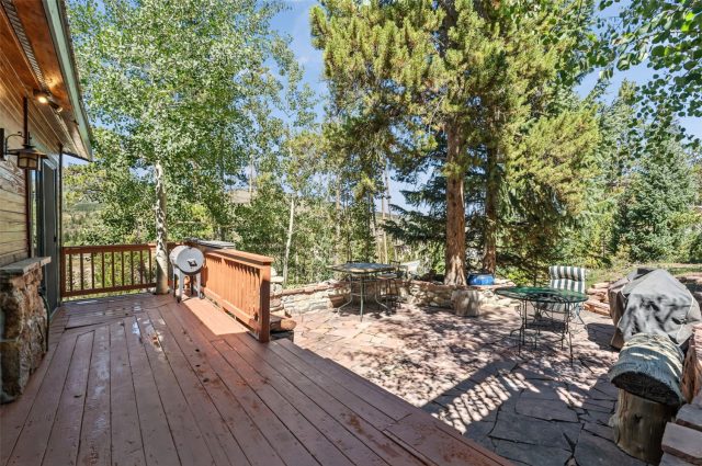 231 Fairview Boulevard photo 28