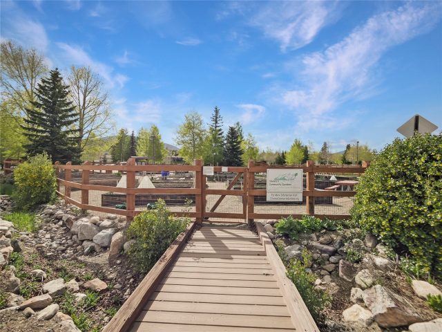 740 Blue River Parkway E10 photo 31