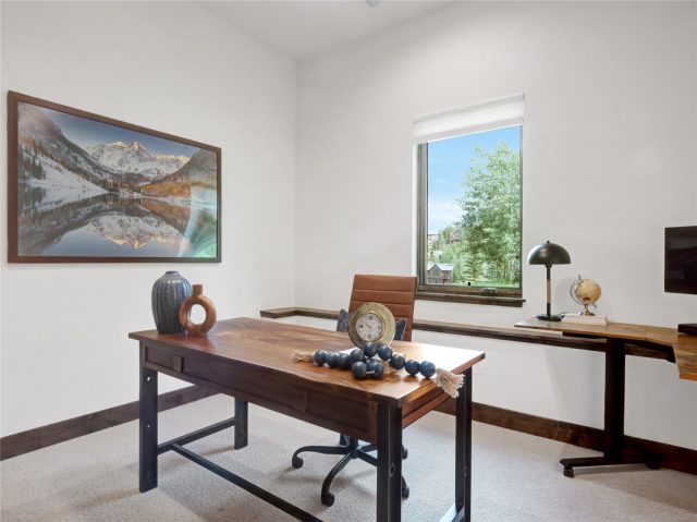304 Raven Golf Lane photo 39