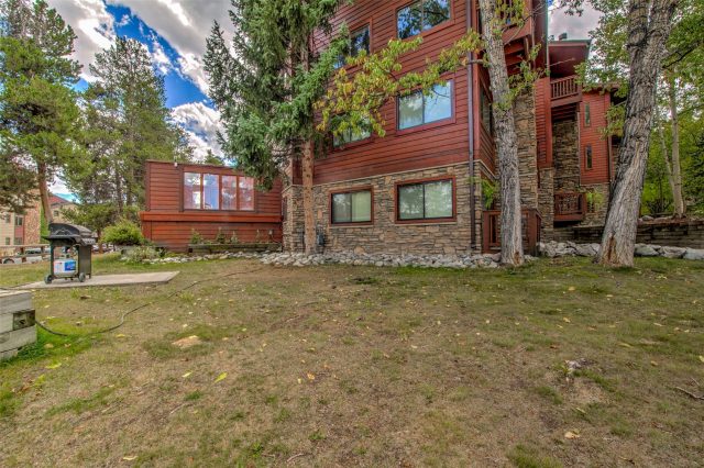405 Four Oclock Road B photo 36