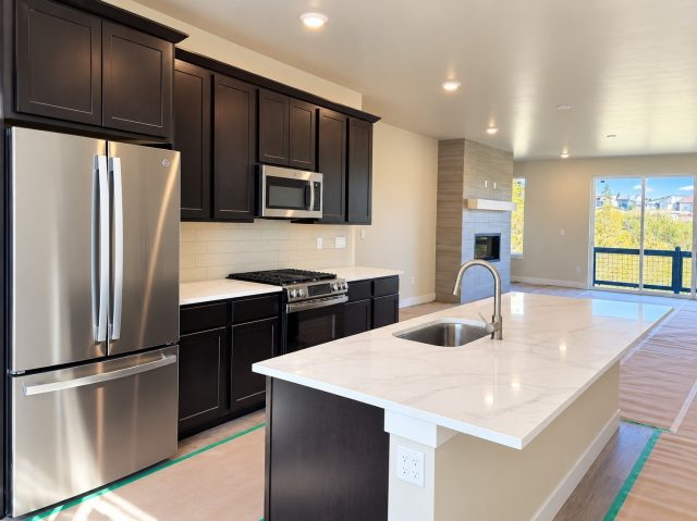 1301 Adams Avenue 138 photo 4