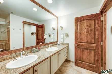 42 Snowflake Dr photo 22