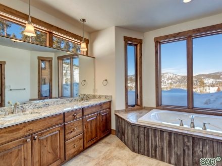 858 Fairways Dr photo 7