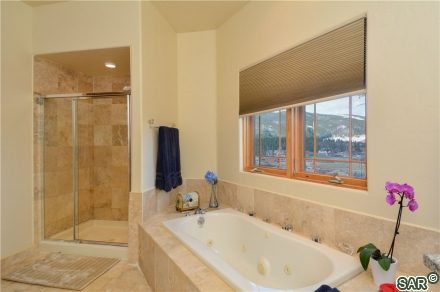 685 Idlewild Dr photo 13