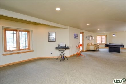 685 Idlewild Dr photo 24