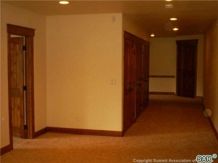 701 Meadow Creek Dr photo 13