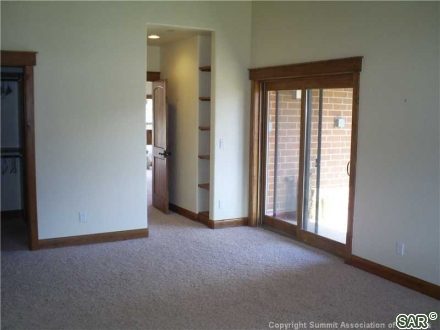 701 Meadow Creek Dr photo 8