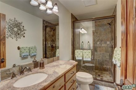703 Meadow Creek Dr photo 24