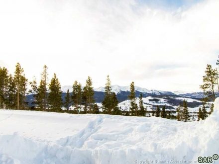 1067 Discovery Hill Dr photo 22