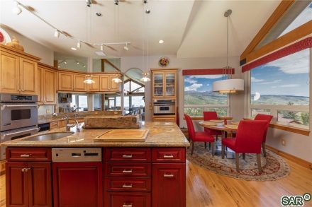 948 Hamilton Creek Road photo 8