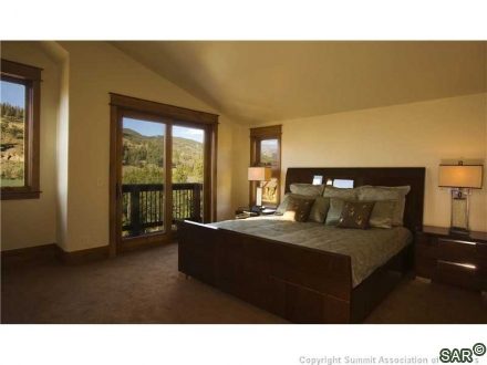 561 Elk Cir photo 6