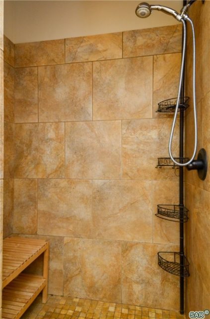 37 Spinner Pl photo 13