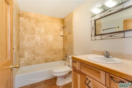 85 Davis Ct photo 10