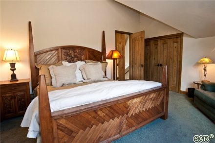 326 Mountain Bluebell Rd photo 18