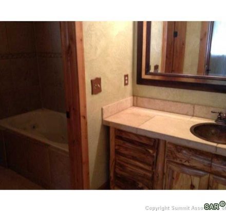158 Beavers Dr photo 10