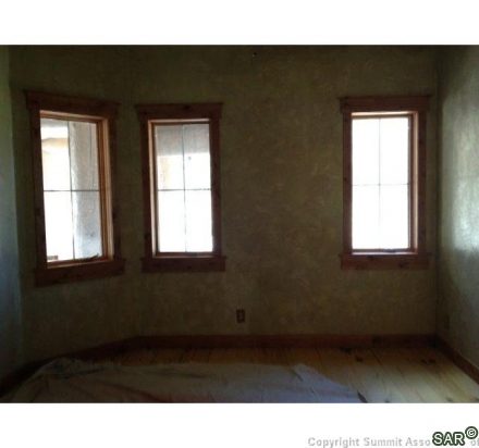 158 Beavers Dr photo 9