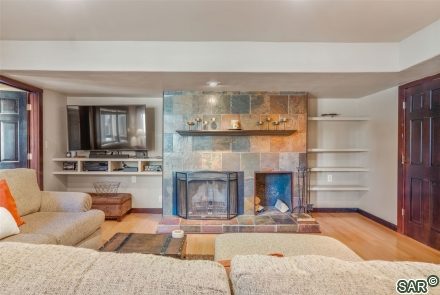 373 Wild Irishman Rd photo 4