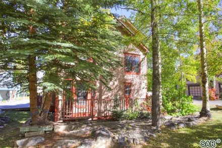 306 French Street G photo 18