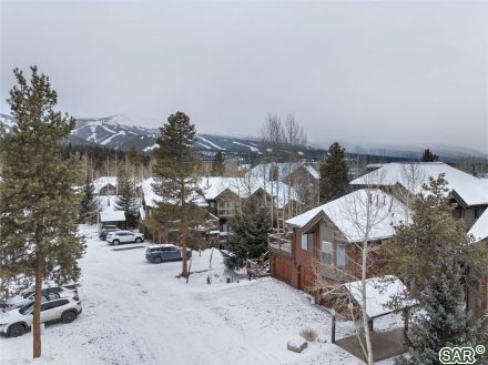 302 Village Point Dr photo 24