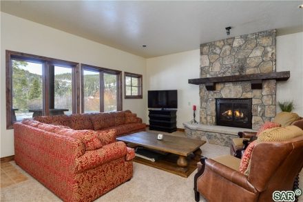 30 Estates Dr photo 10