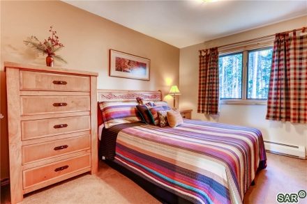 48 Gold King Way photo 8