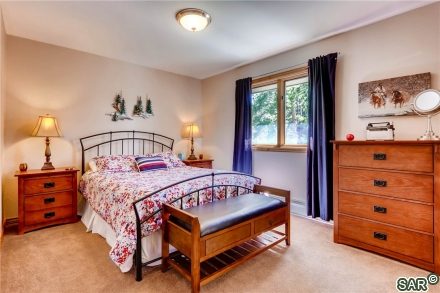 48 Gold King Way photo 9