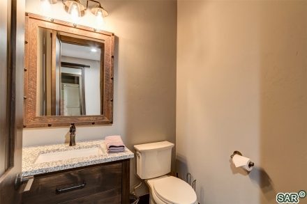 376 Black Hawk Cir photo 20