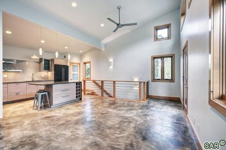 212 Forest Dr photo 10