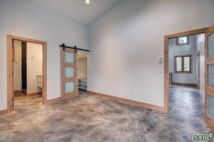 212 Forest Dr photo 18