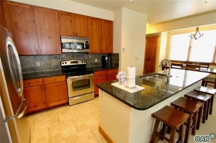 Condo in The Cache At Union Creek, Copper Mountain, CO — photo 6 (MLS S372891)
