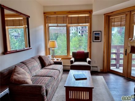 Condo in Tucker Mountain Lodge Condo, Copper Mountain — photo 3 Condo in Tucker Mountain Lodge Condo, Copper Mountain, CO — photo 3 (MLS S373241)