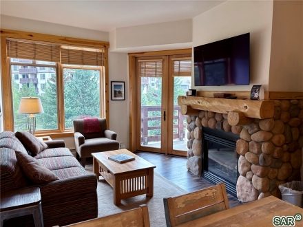 Condo in Tucker Mountain Lodge Condo, Copper Mountain — photo 5 Condo in Tucker Mountain Lodge Condo, Copper Mountain, CO — photo 5 (MLS S373241)