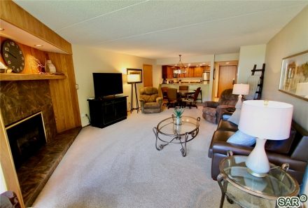 168 Ten Mile Cir photo 9