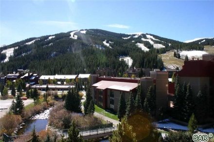Condo in Snowbridge Square Condo, Copper Mountain — photo 3 Condo in Snowbridge Square Condo, Copper Mountain, CO — photo 3 (MLS S373315)