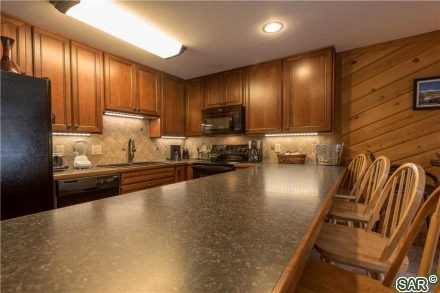 Condo in Snowbridge Square Condo, Copper Mountain, CO — photo 6 (MLS S373315)
