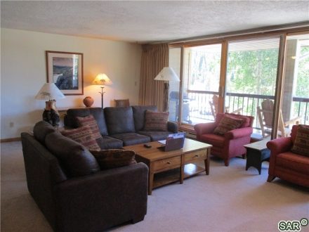 Condo in Lenawee Condo, Keystone — photo 2 Condo in Lenawee Condo, Keystone, CO — photo 2 (MLS S373481)