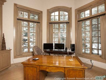 234 Gold King Way photo 11