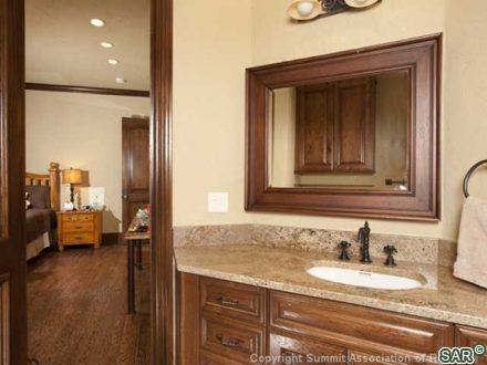 234 Gold King Way photo 17