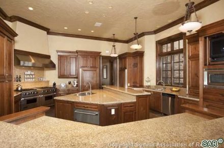 234 Gold King Way photo 4